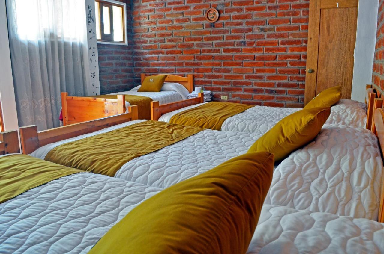 Lagoon Hotel Chugchilán Extérieur photo