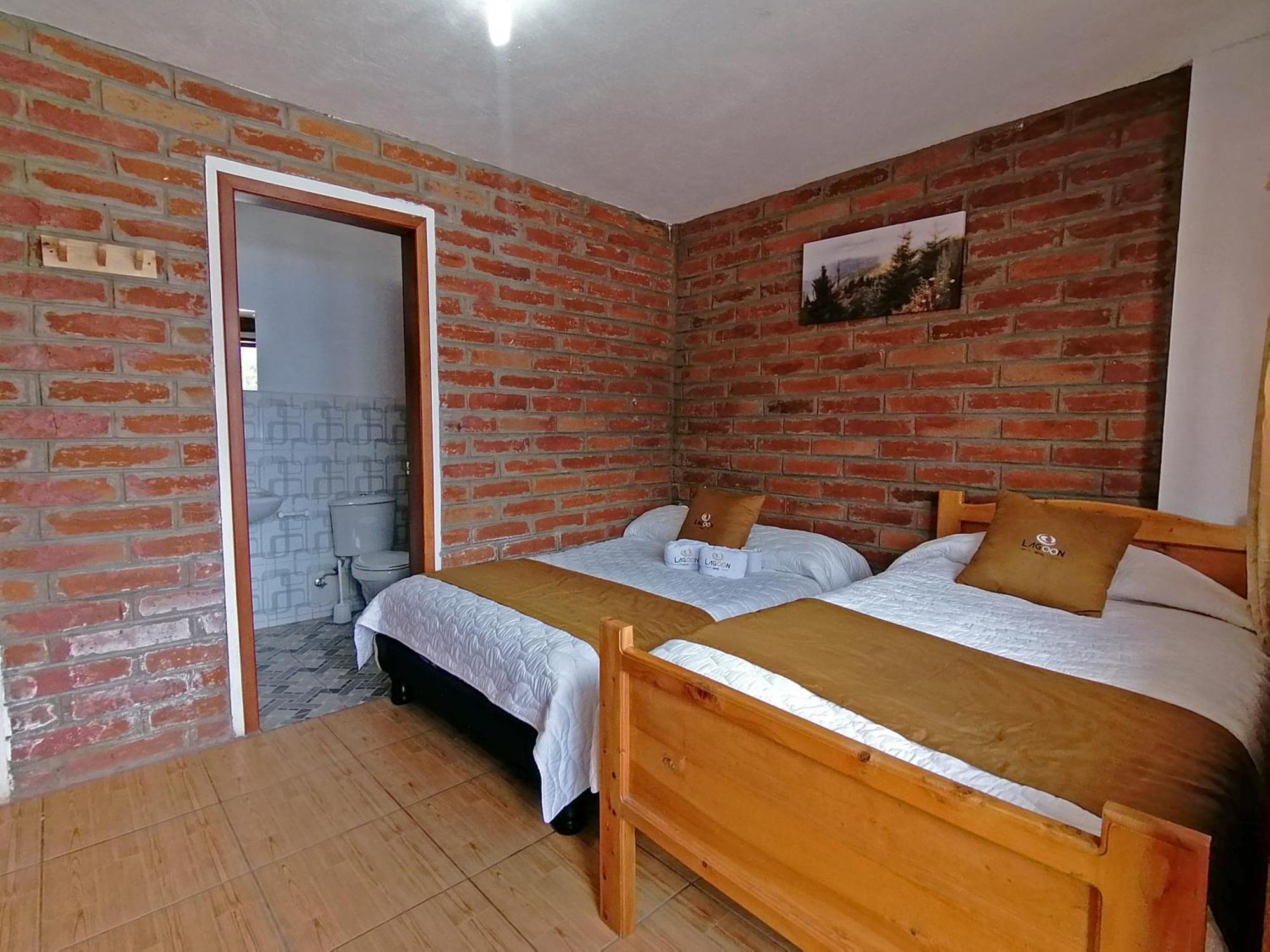 Lagoon Hotel Chugchilán Extérieur photo