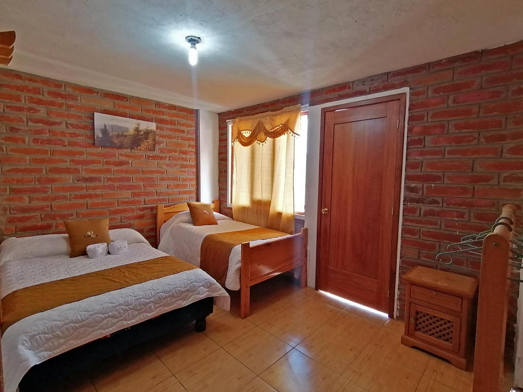 Lagoon Hotel Chugchilán Extérieur photo
