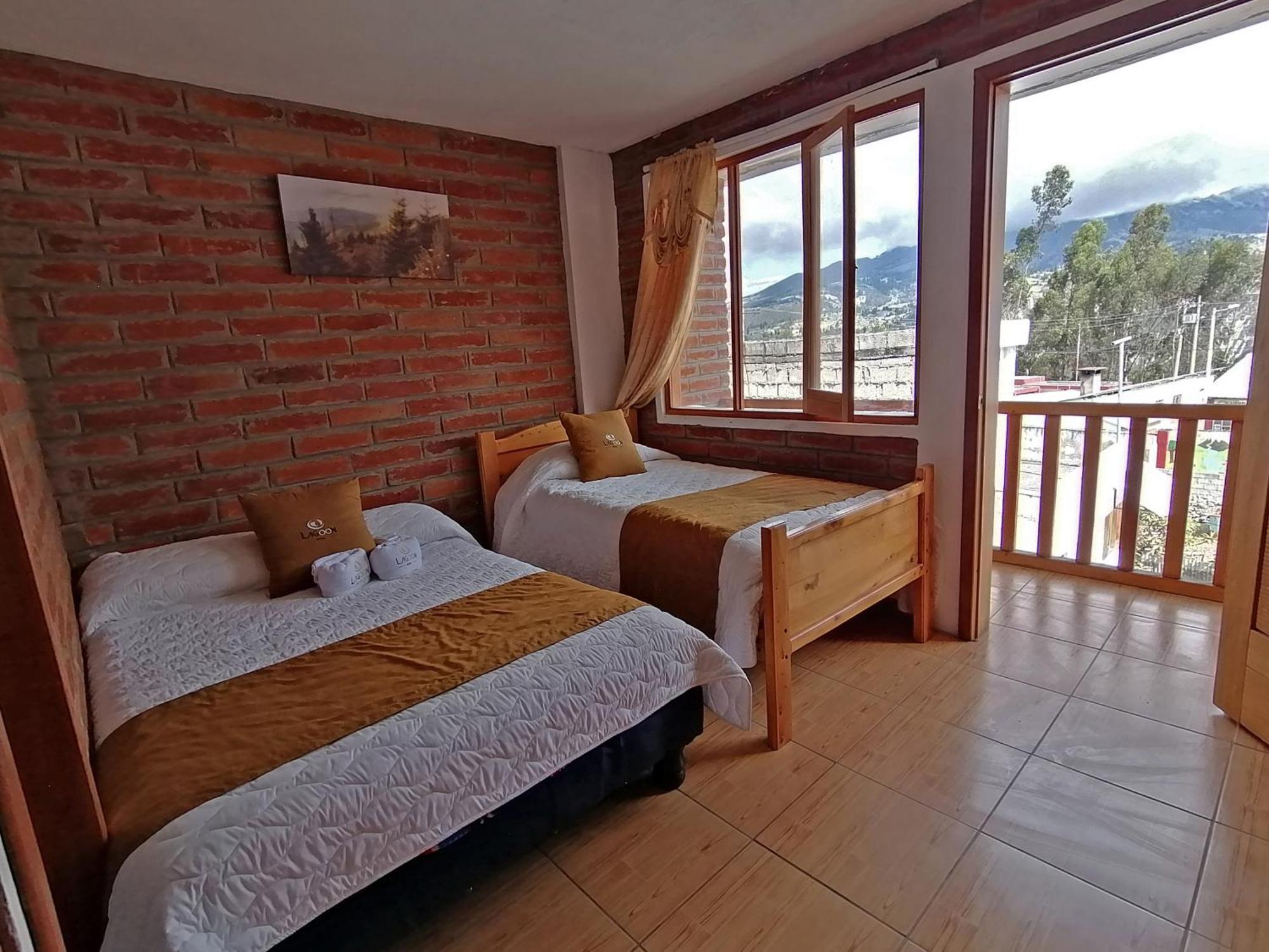 Lagoon Hotel Chugchilán Extérieur photo